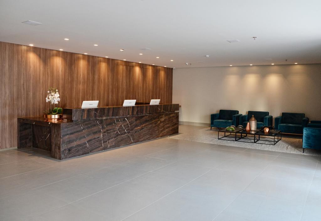 Dubai Suites Montes Claros Buitenkant foto