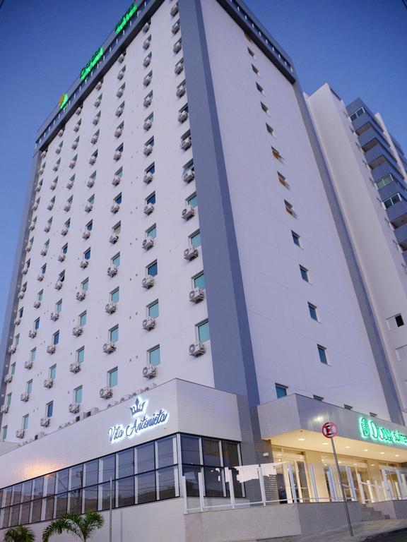 Dubai Suites Montes Claros Buitenkant foto