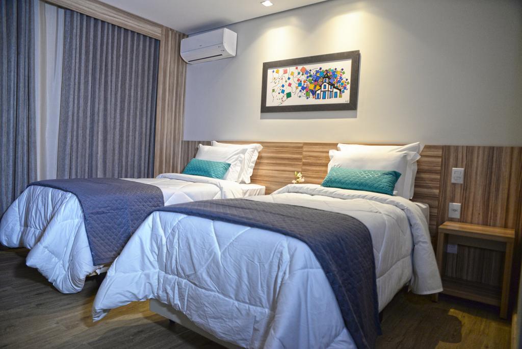 Dubai Suites Montes Claros Buitenkant foto