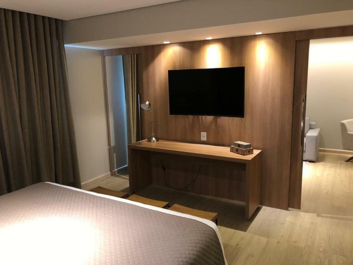 Dubai Suites Montes Claros Buitenkant foto